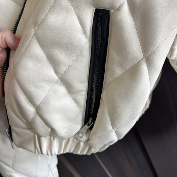 Avec Les Filles Diamond Quilted Bomber Jacket-  size large - Picture 5 of 5